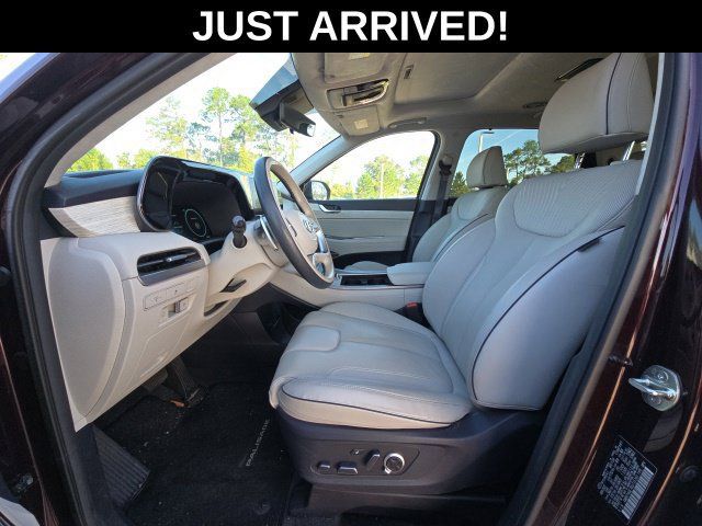 Used 2024 Hyundai Palisade Calligraphy FWD image 13