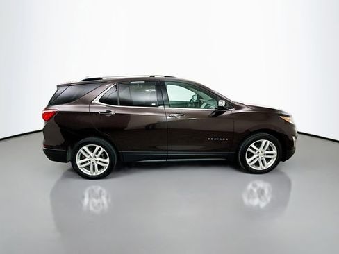 Used 2020 Chevrolet Equinox Premier AWD/4WD image 9
