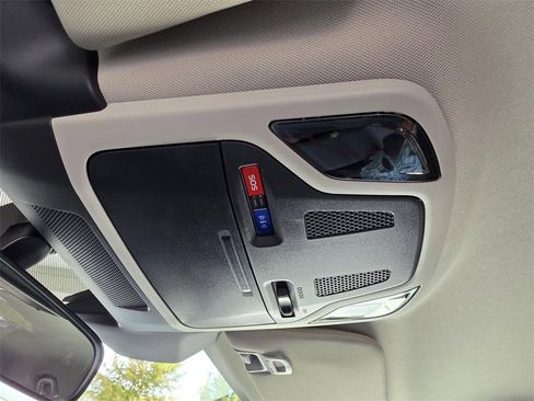 New 2025 Subaru Outback Premium image 24