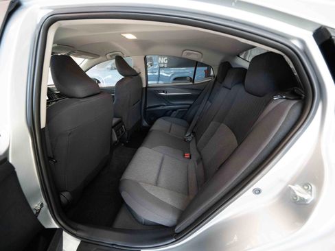 Used 2025 Toyota Camry LE image 23