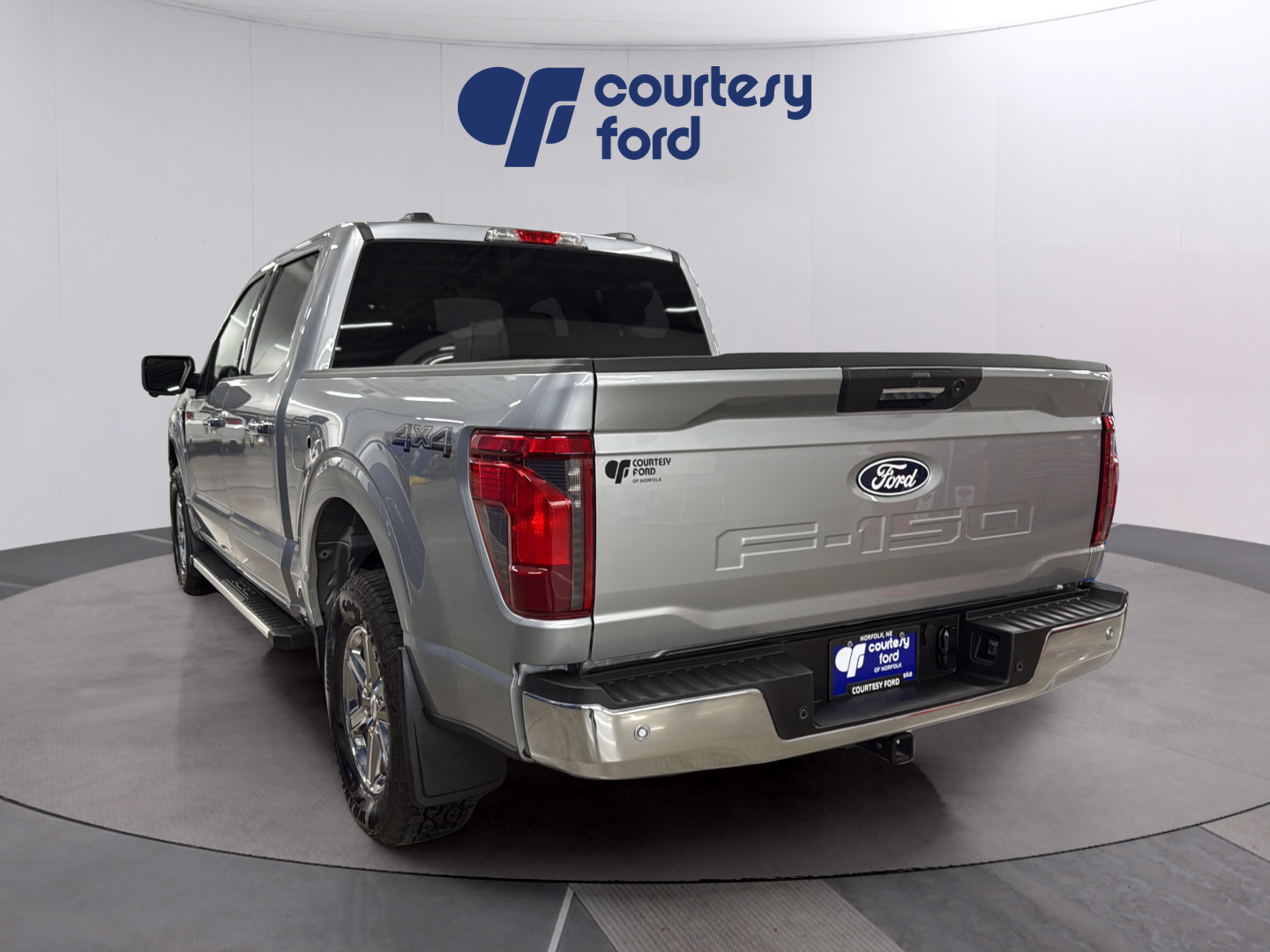 Certified 2024 Ford F150 XLT w/ Mobile Office Package AWD/4WD image 5