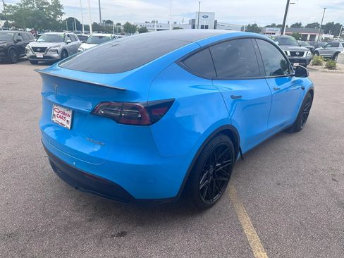 Used 2022 Tesla Model Y Performance AWD/4WD image 5