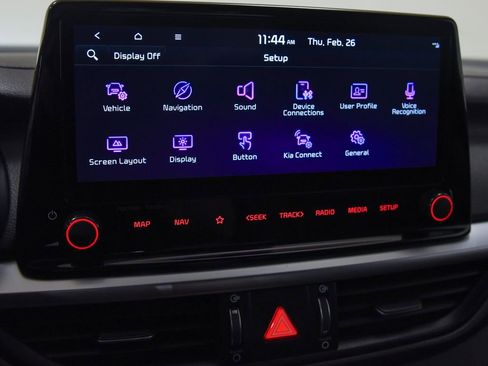 Used 2024 Kia Forte GT-Line w/ GT-Line Premium Package image 9