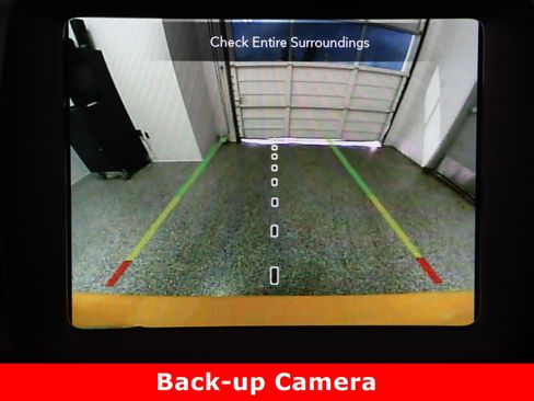 Used 2023 Jeep Renegade Latitude w/ Sun & Fun Group image 21