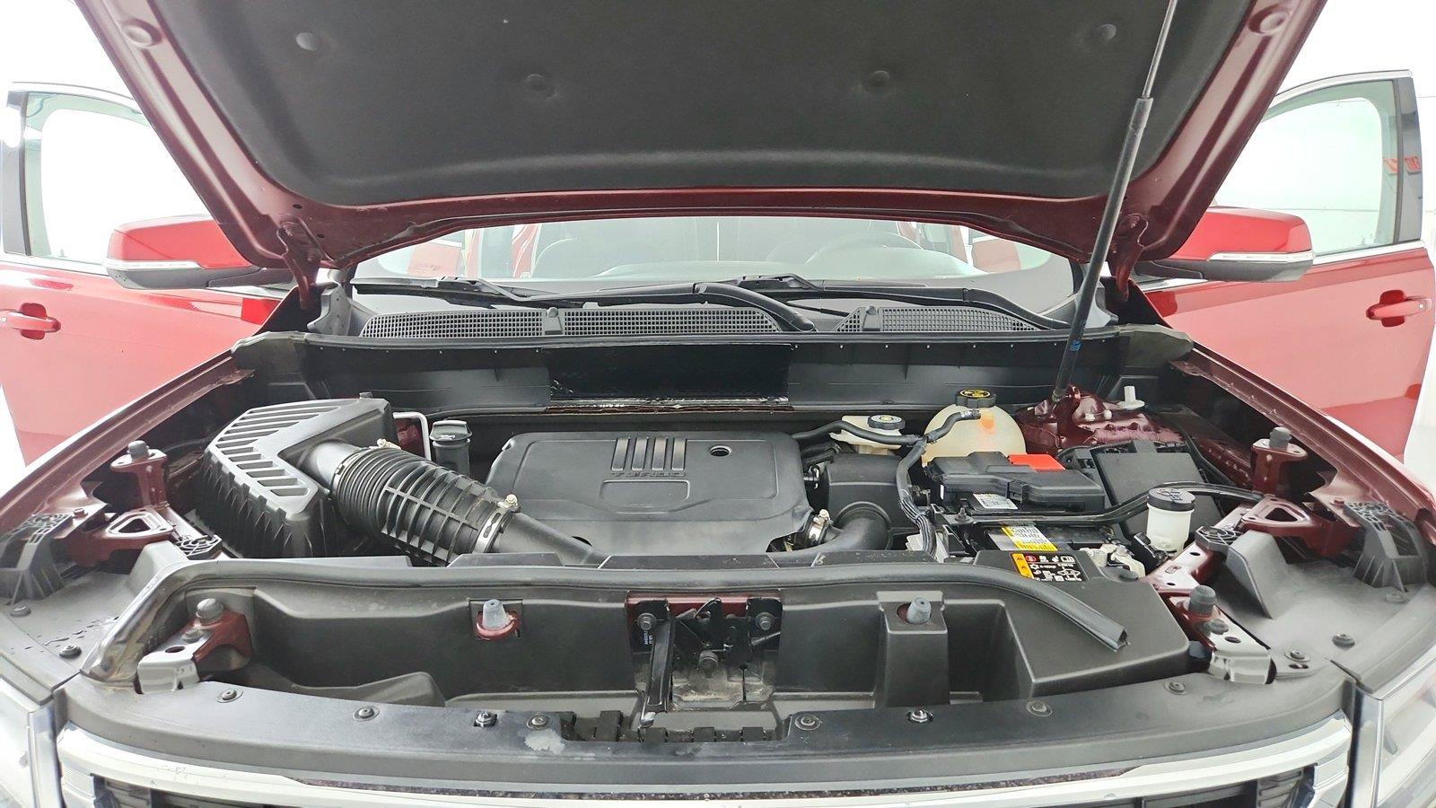 Used 2023 GMC Acadia SLE FWD image 18
