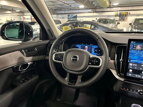 Used 2026 Volvo XC90 B6 Ultra w/ Protection Package Premier AWD/4WD image 24