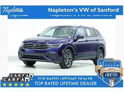 Certified 2024 Volkswagen Tiguan SE w/ Panoramic Sunroof Package