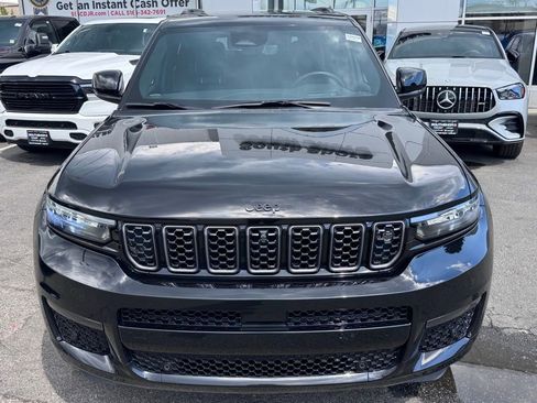 Used 2024 Jeep Grand Cherokee L Summit image 2