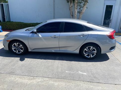Used 2018 Honda Civic LX image 5