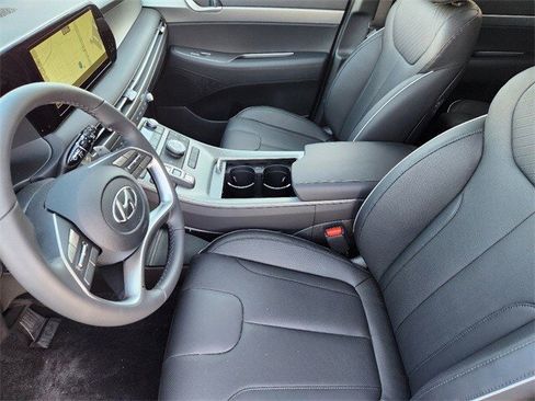 Used 2025 Hyundai Palisade XRT image 8