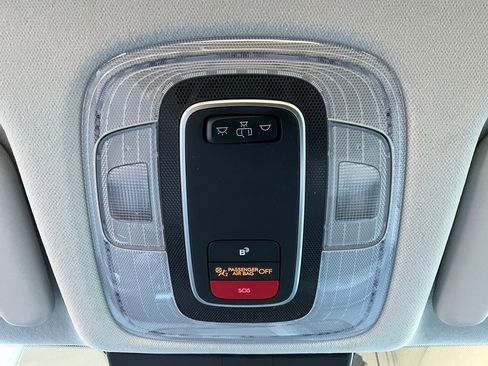 Used 2025 Hyundai Kona SEL image 17