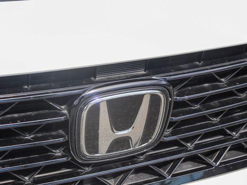 Used 2024 Honda Accord Sport image 4