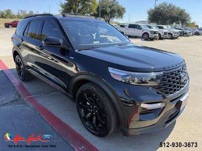 Certified 2023 Ford Explorer ST-Line w/ Class IV Trailer Tow Package