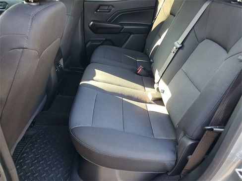 Certified 2024 Chevrolet Colorado W/T w/ WT Convenience Package image 10