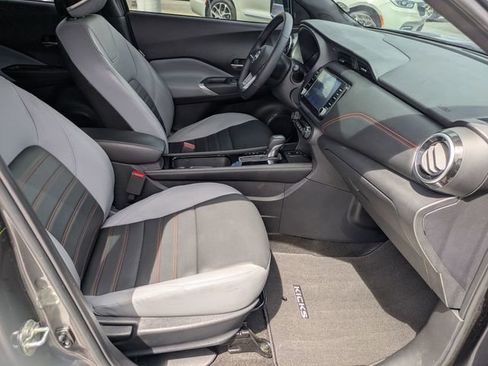 Used 2023 Nissan Kicks SR w/ SR Premium Package FWD image 26