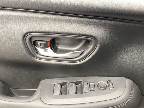 Used 2023 Honda HR-V LX image 39