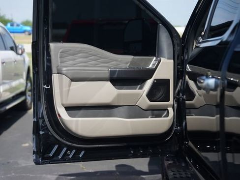Used 2026 Ford F250 Platinum w/ Platinum Plus Package AWD/4WD image 31