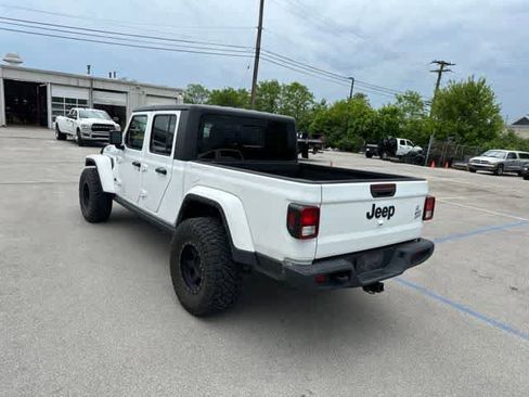 Used 2021 Jeep Gladiator Sport AWD/4WD image 15