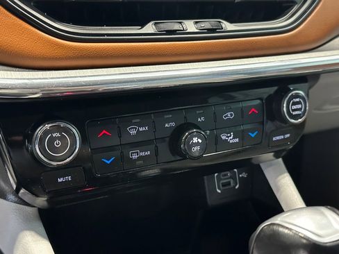 Used 2022 Jeep Compass Limited w/ Elite Group image 24