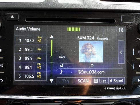 Used 2017 Subaru Forester 2.5i Premium w/ All-Weather Package image 33