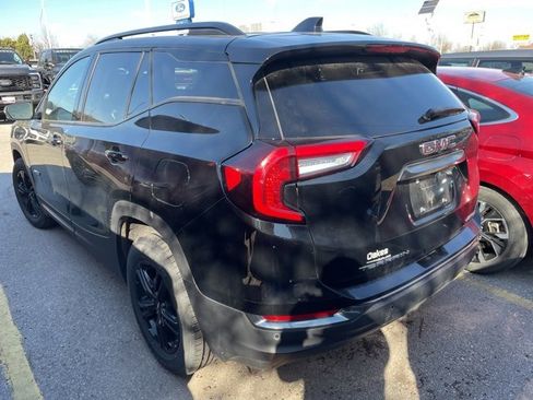 Used 2024 GMC Terrain AT4 image 10