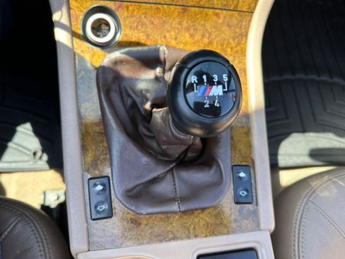 Used 2001 BMW Z3 3.0i image 12