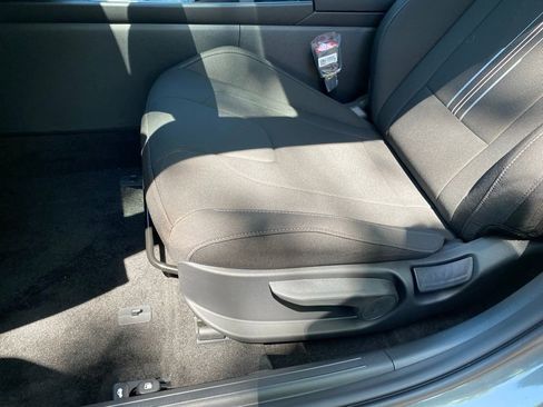New 2026 Hyundai Elantra Hybrid FWD image 23