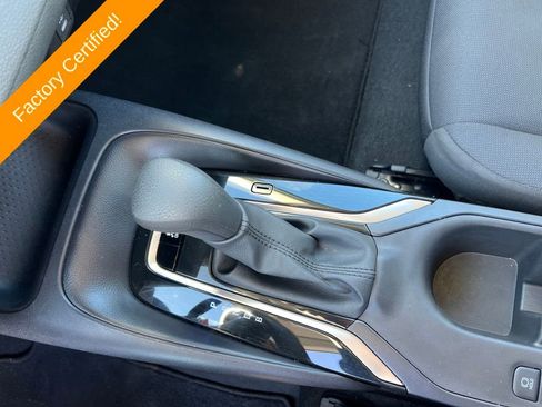 Used 2025 Toyota Corolla LE image 22