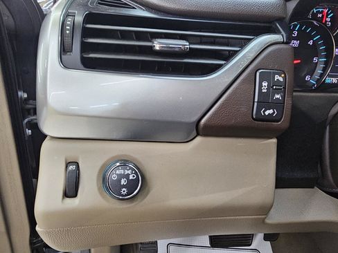 Used 2020 Chevrolet Tahoe LT RWD image 40