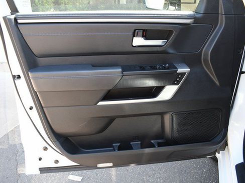 Used 2023 Toyota Tundra Platinum AWD/4WD image 13