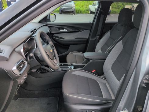 Certified 2023 Chevrolet TrailBlazer LT w/ Convenience Package AWD/4WD image 19