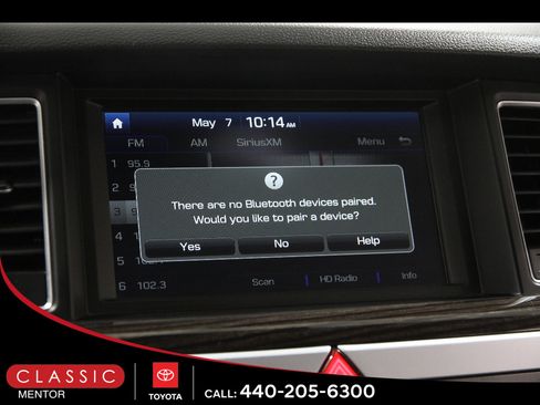 Used 2015 Hyundai Genesis 3.8 AWD/4WD image 12