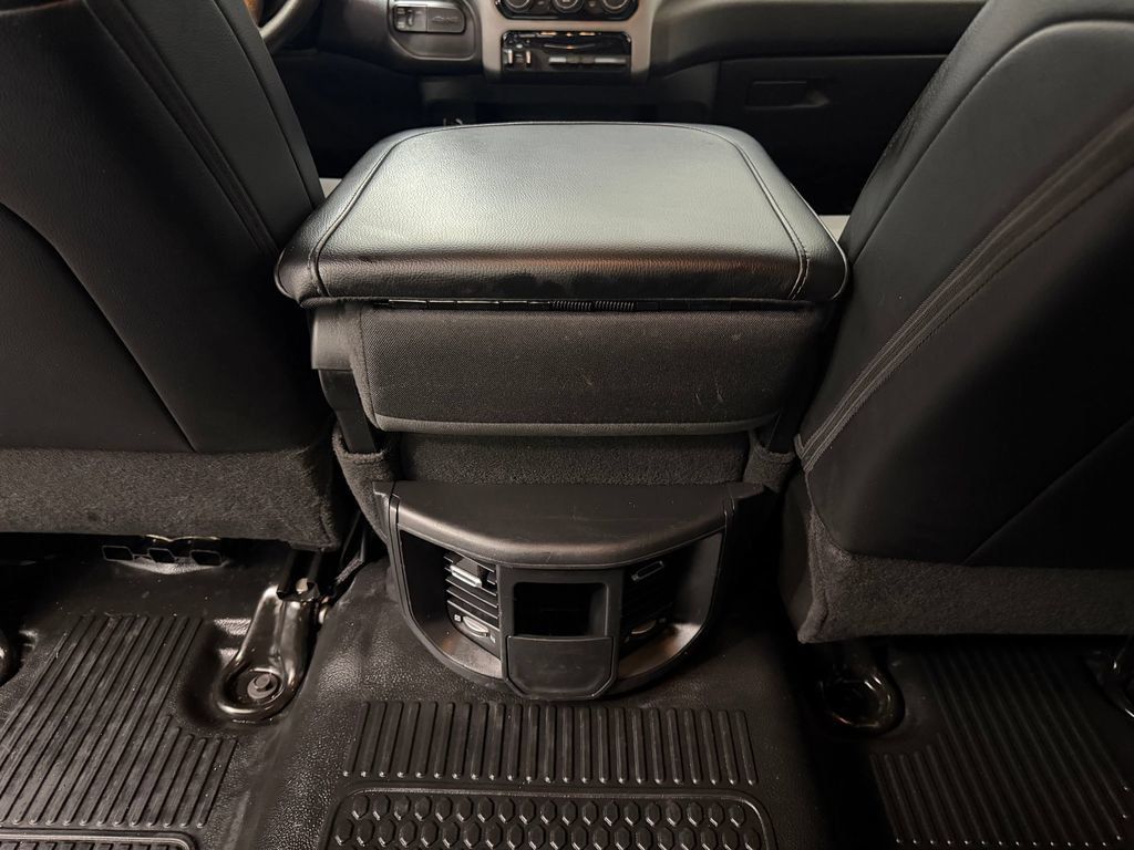 Used 2024 RAM 3500 Tradesman w/ Chrome Appearance Group AWD/4WD image 30