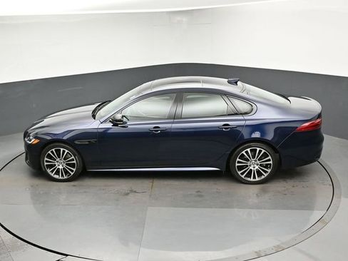 Used 2024 Jaguar XF R-Dynamic SE AWD/4WD image 42