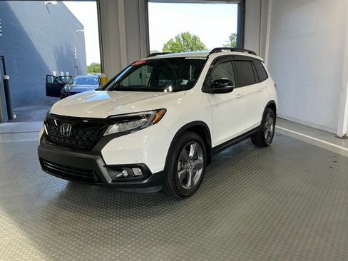 Used 2021 Honda Passport Touring image 2