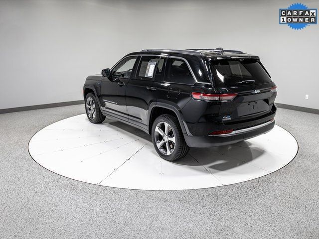 Used 2023 Jeep Grand Cherokee 4WD 4xe w/ Luxury Tech Group II image 32