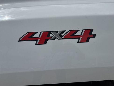 Used 2018 Chevrolet Silverado 3500 High Country w/ Duramax Plus Package image 11