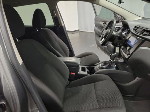 Used 2018 Nissan Rogue Sport S w/ S Appearance Package FWD image 21
