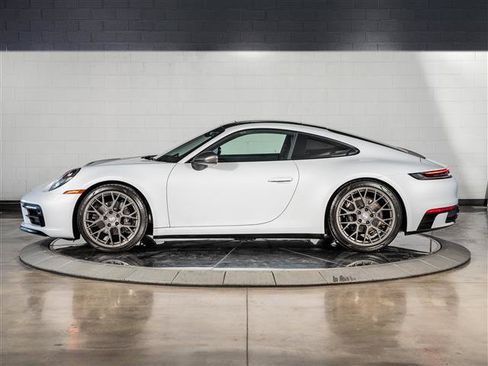 Certified 2024 Porsche 911 Carrera T RWD image 2