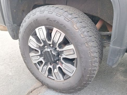 Used 2024 GMC Sierra 2500 Denali w/ Denali Reserve Package image 21