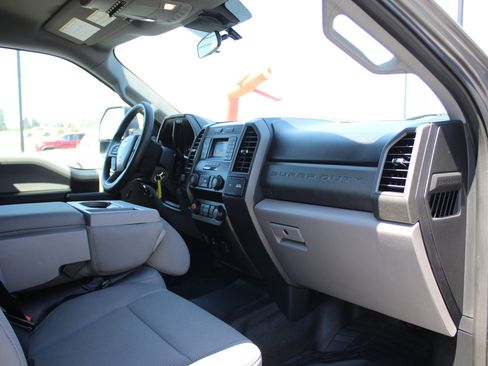 Used 2021 Ford F350 XL w/ Power Equipment Group AWD/4WD image 32