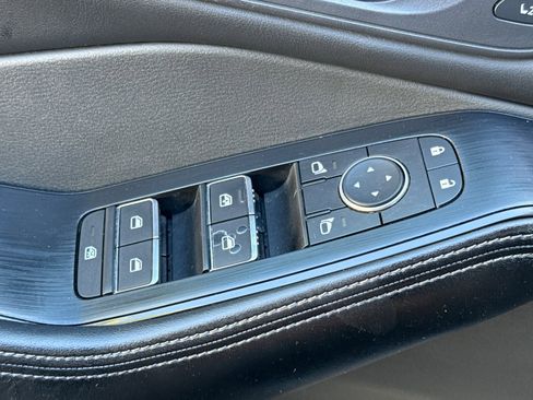 Certified 2023 Nissan Rogue SL w/ SL Premium Package image 12