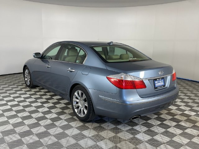 Used 2009 Hyundai Genesis 3.8 w/ Technology Pkg 4 RWD image 13