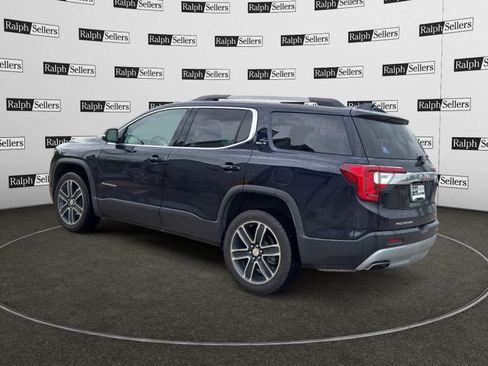 Used 2022 GMC Acadia SLT w/ Technology Package AWD/4WD image 4
