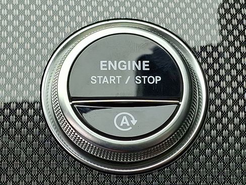 New 2026 Mercedes-Benz C 300 4MATIC Sedan image 17