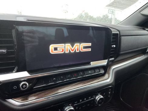 Used 2022 GMC Sierra 1500 Elevation AWD/4WD image 15