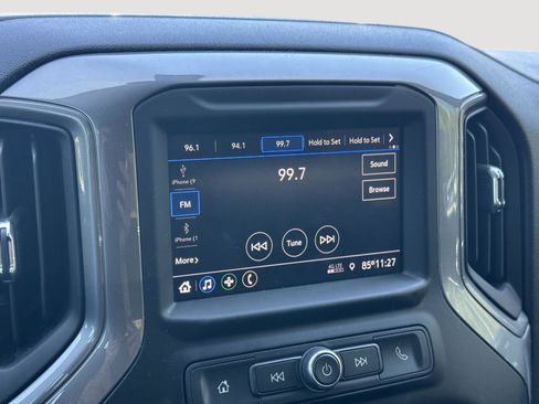 Used 2022 Chevrolet Silverado 1500 Custom image 12