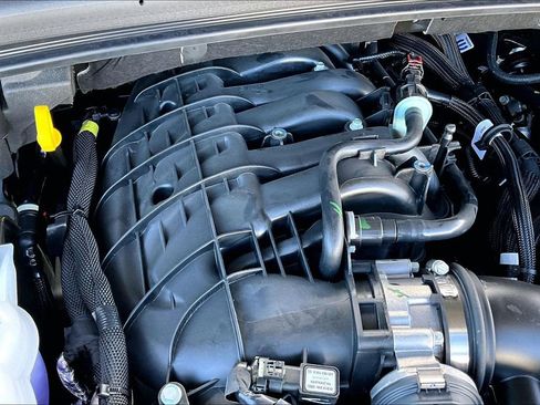 New 2026 Jeep Grand Cherokee L 4WD image 32