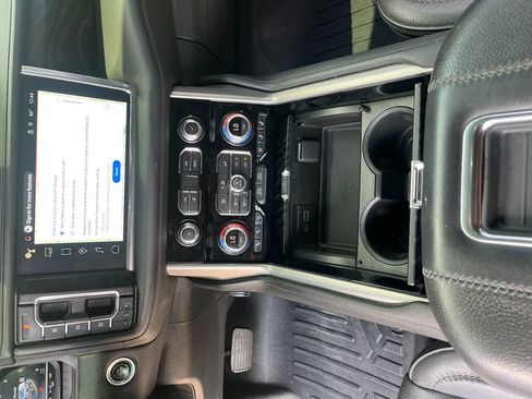 Used 2022 GMC Yukon Denali AWD/4WD image 28
