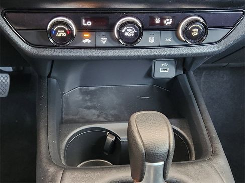 Certified 2023 Honda HR-V LX image 18